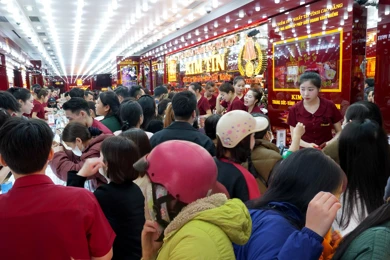 Bản tin thị trường vàng sáng 4/3/2026: Giá vàng biến động mạnh